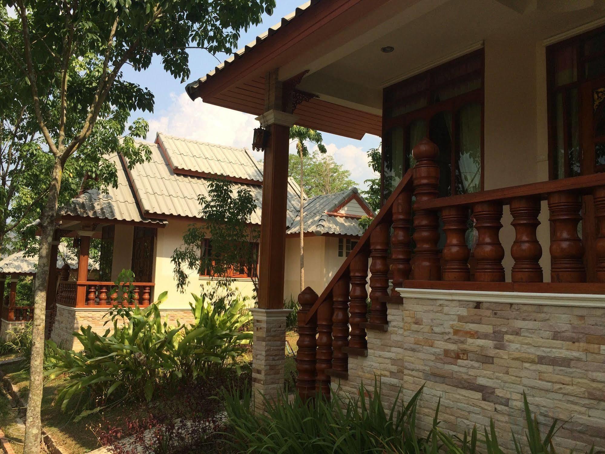 Hotel Mont Goei Pai Extérieur photo
