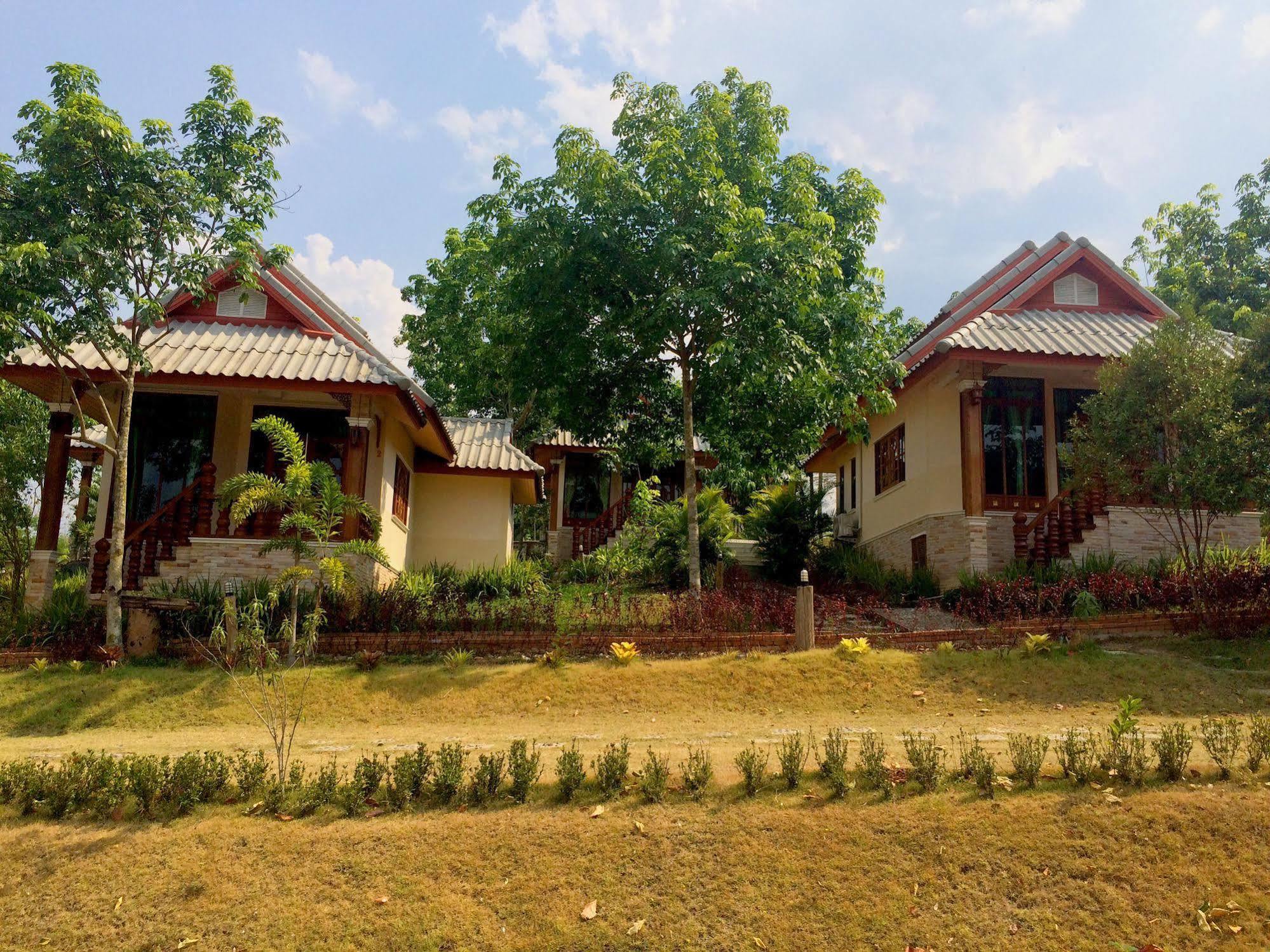 Hotel Mont Goei Pai Extérieur photo
