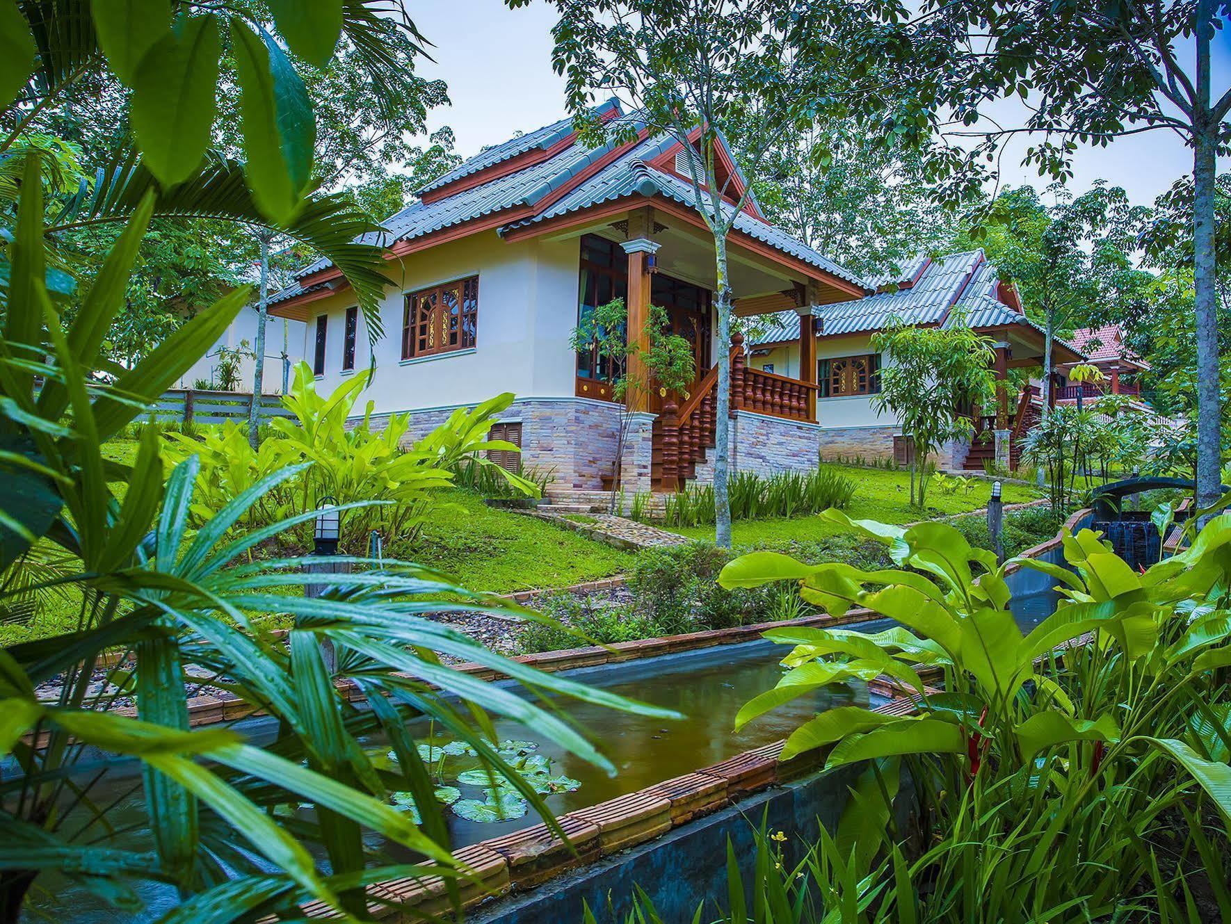 Hotel Mont Goei Pai Extérieur photo